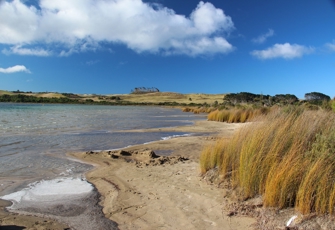 Lake Taharoa at Centre Lake Taharoa at Centre